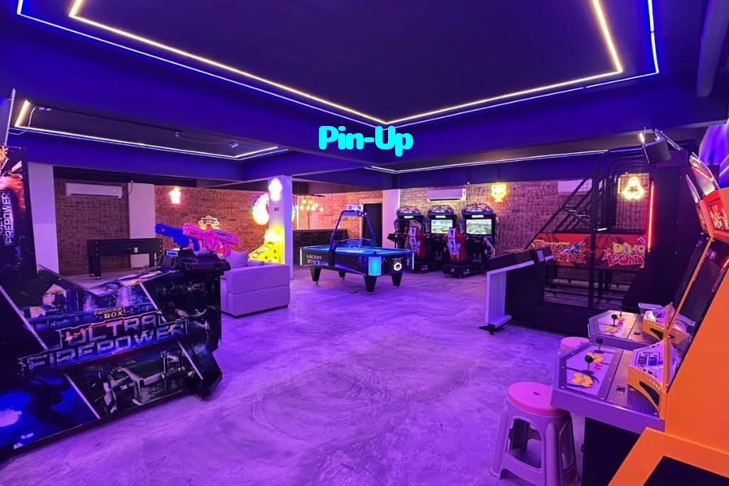 Pin-Up casino presented on mobile device in Pakistan with slots and live games